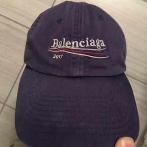 Balenciaga 2017 campain hat